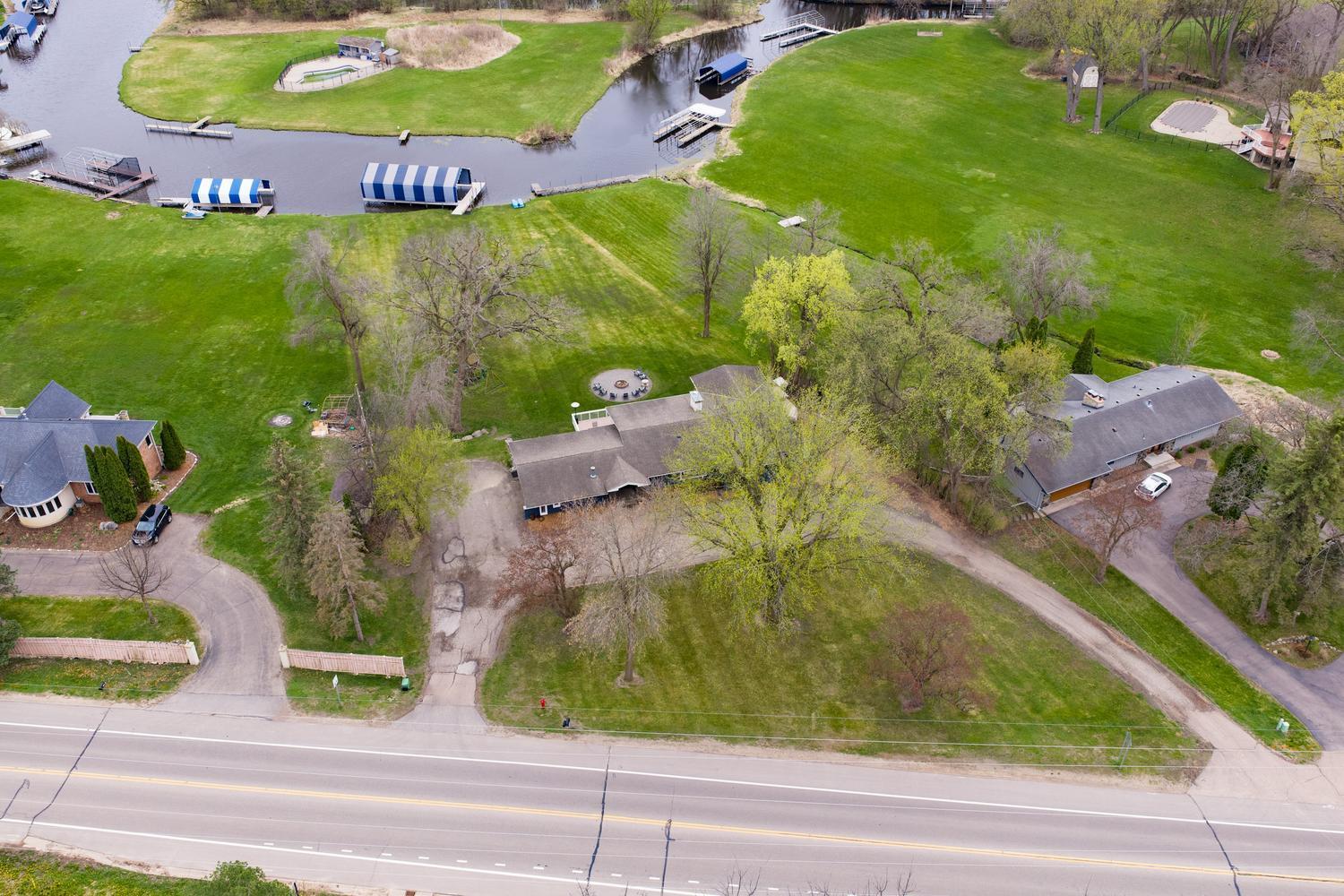 Aerial view of the outstanding lot on Lake Minnetonka.