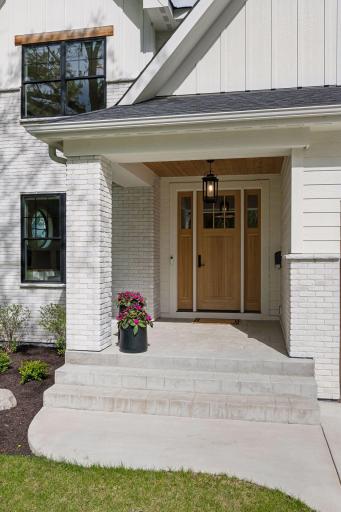 5721 Saint Johns Avenue, Minneapolis, MN 55424