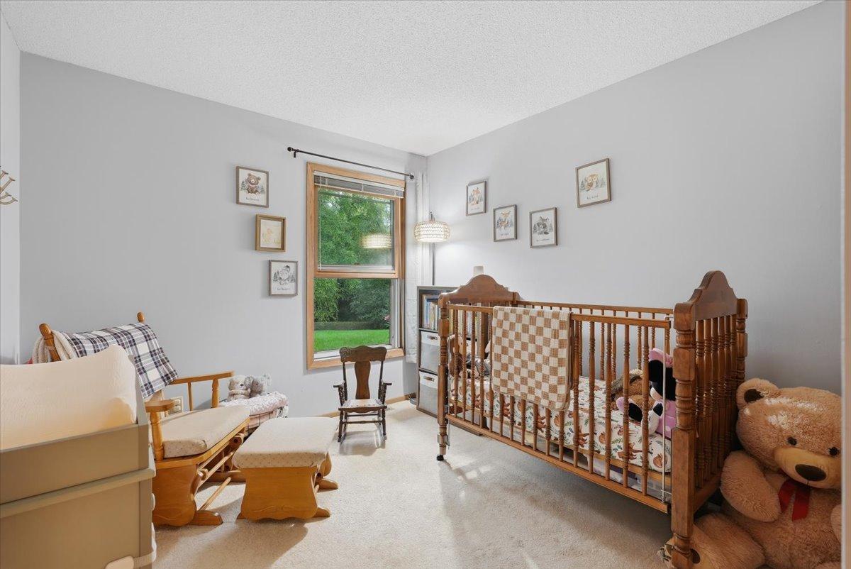 18-Bed 2.jpg