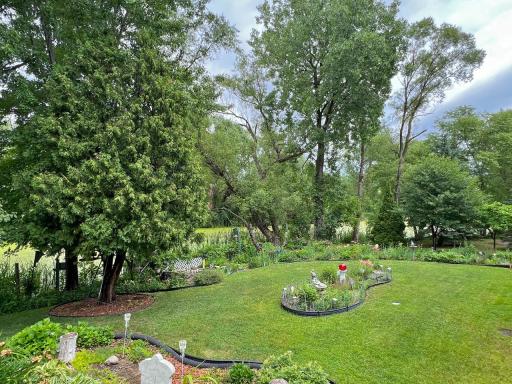 6361 Beckman Court, Inver Grove Heights, MN 55077