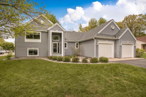 325 8th Avenue S, Sartell, MN 56377