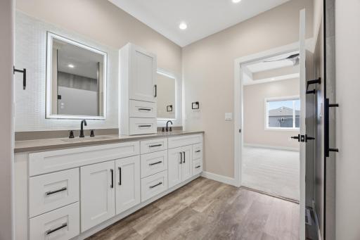 100 Annies Way, Mapleton, ND 58059