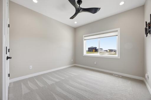 100 Annies Way, Mapleton, ND 58059