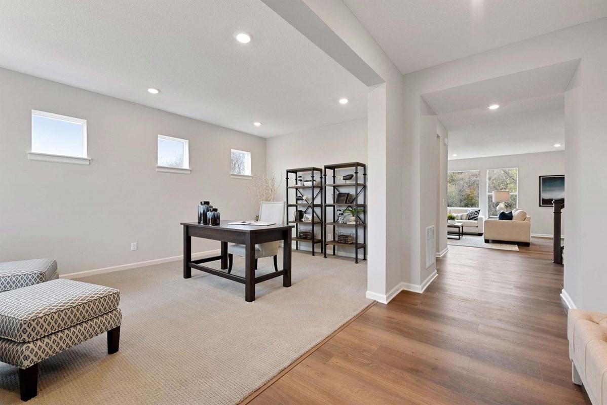 20' long main floor study