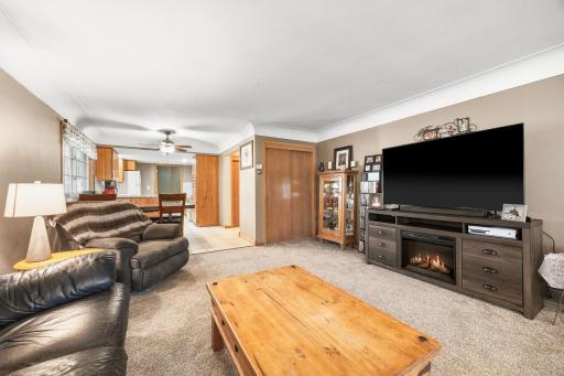 509 Main Street W, Silver Lake, MN 55381
