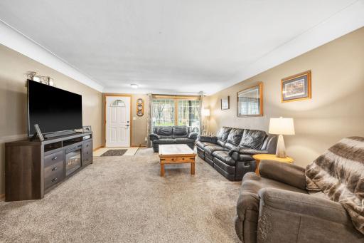 509 Main Street W, Silver Lake, MN 55381