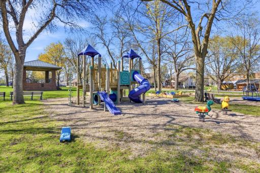 509 Main Street W, Silver Lake, MN 55381