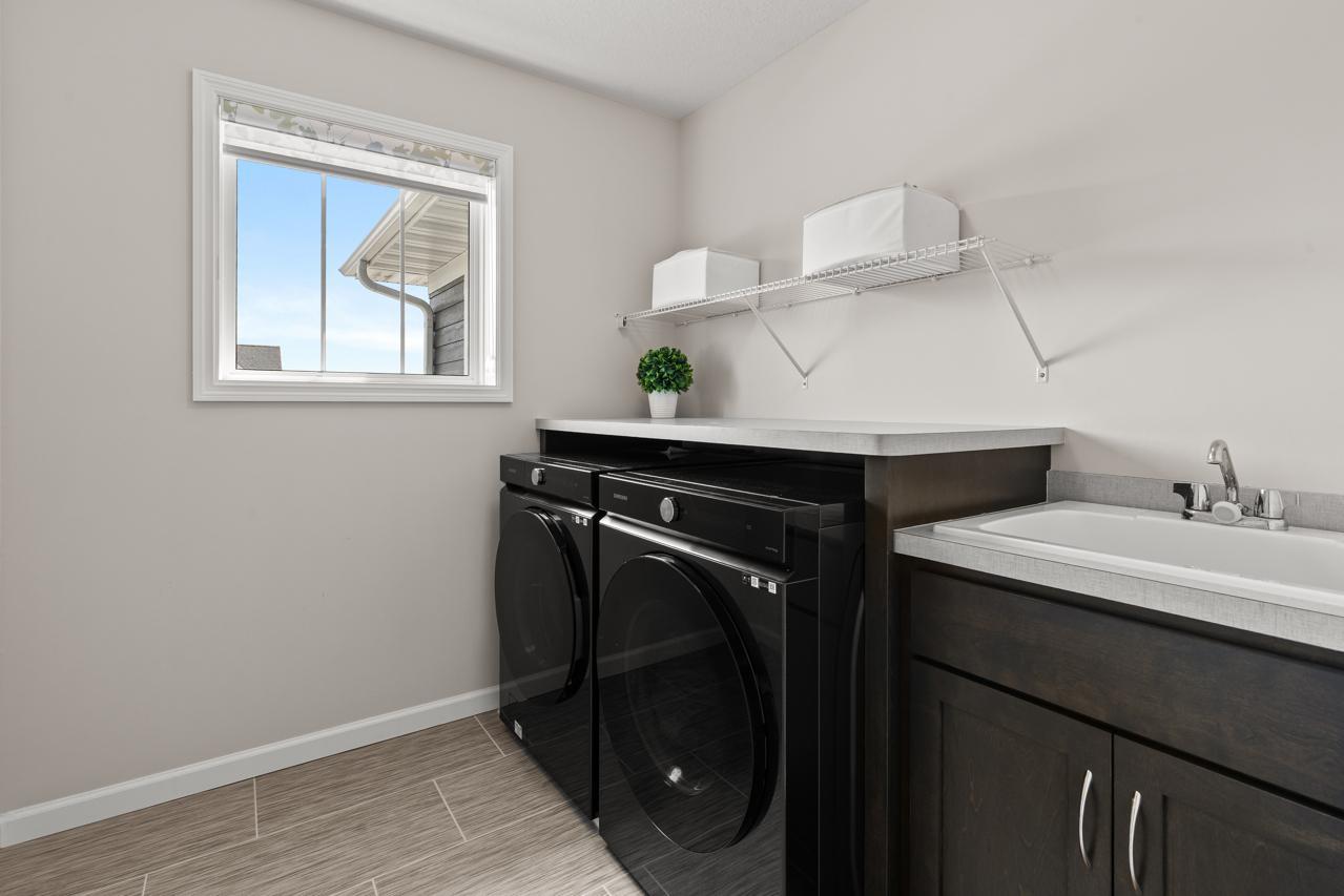 Upgraded laundry room with enhanced functionality