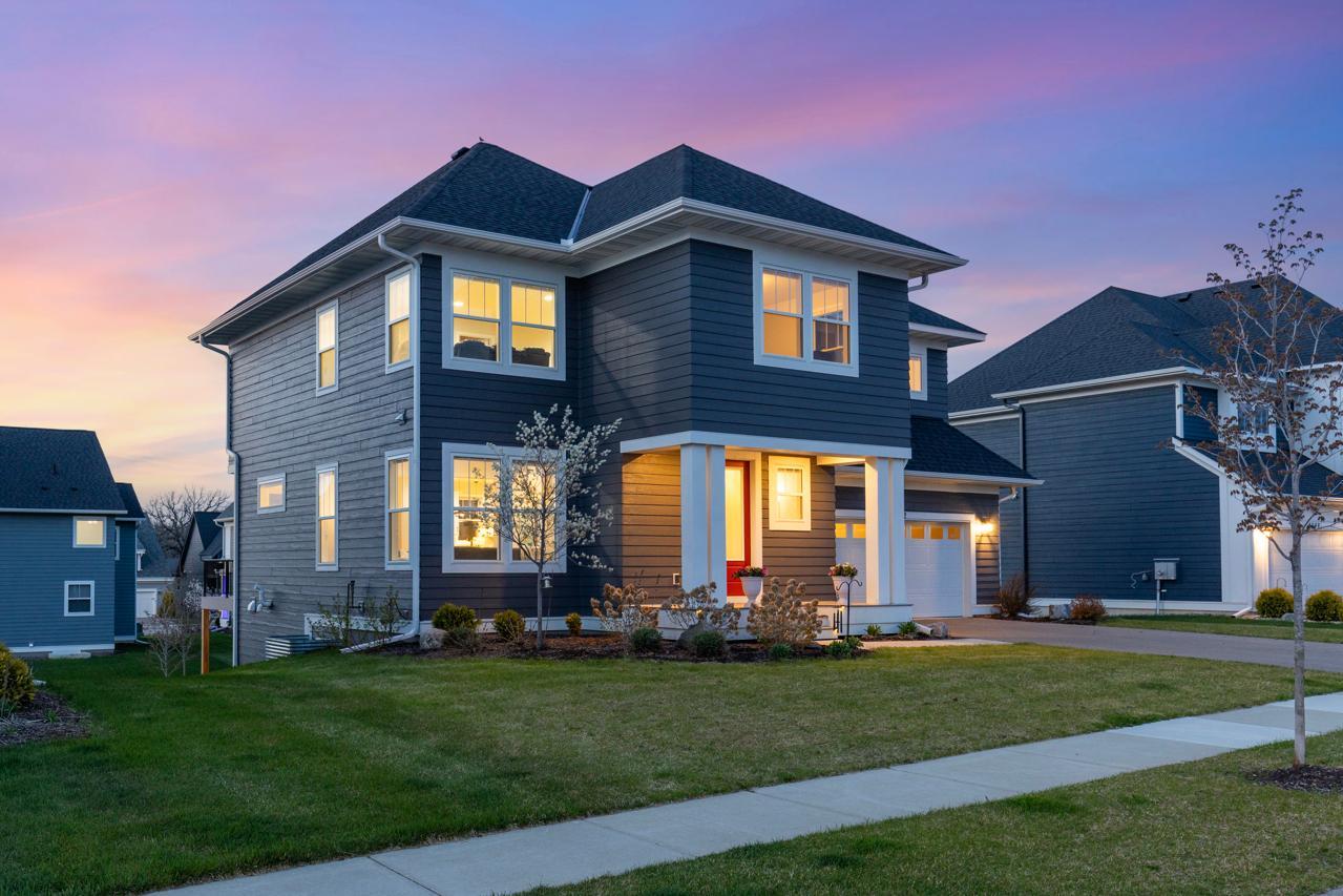 Near shopping, dining, and everyday conveniences