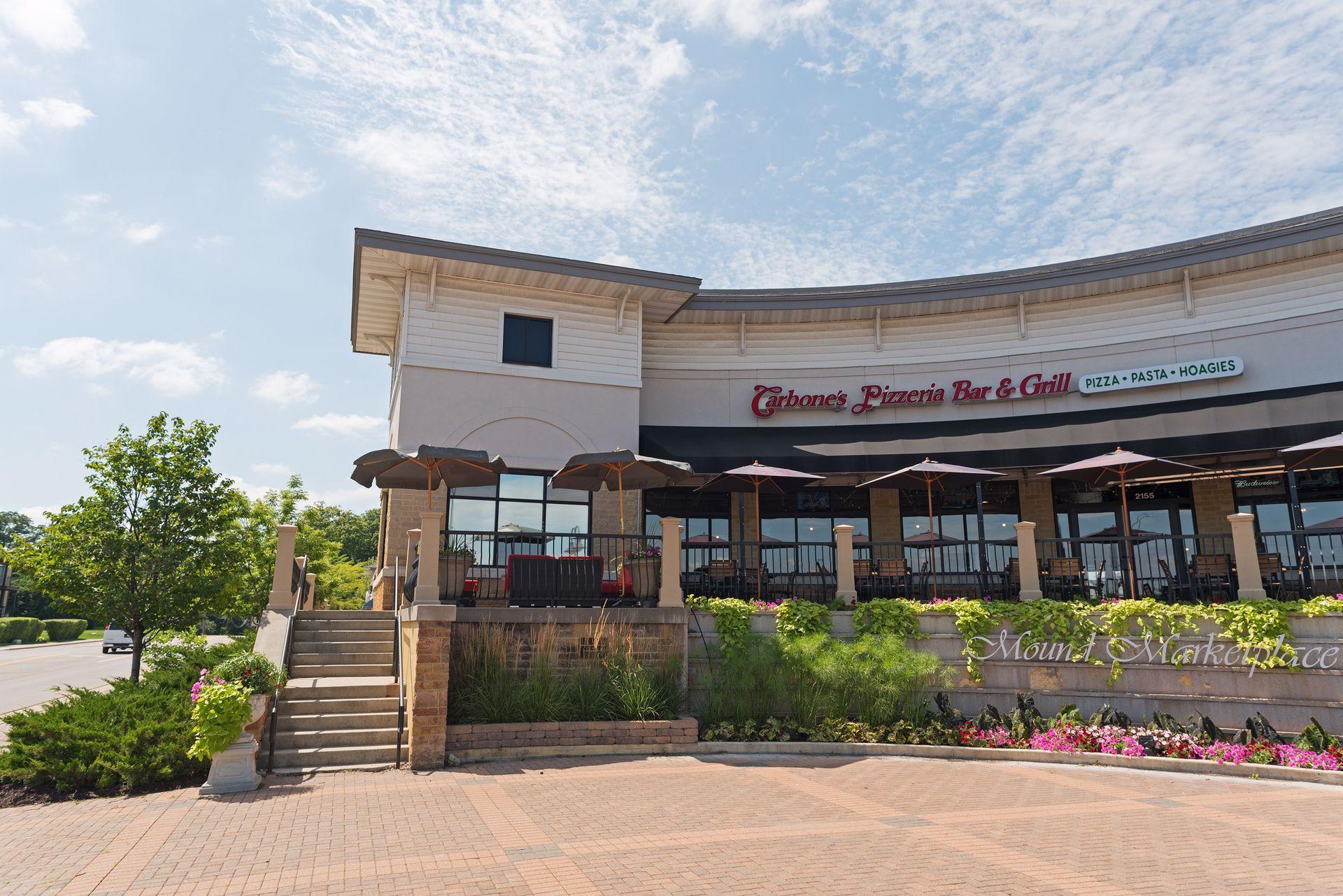 Lots of dining and shopping in Mound.