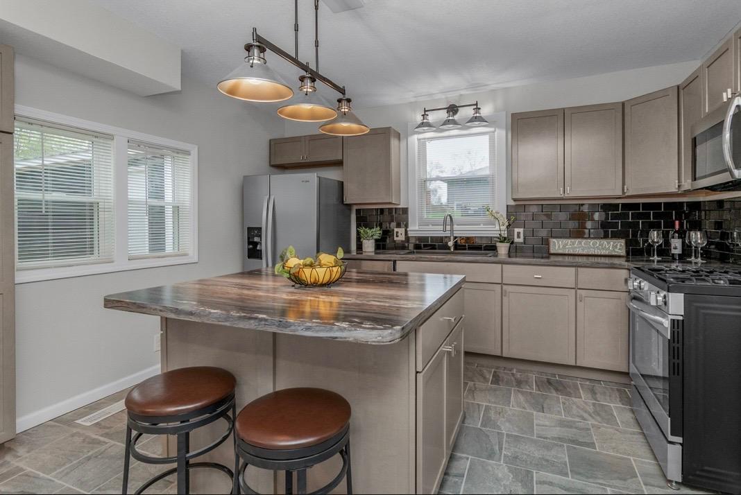 Updated kitchen with brand new appliances