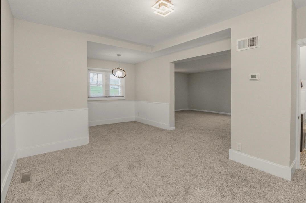 Dining room/living room