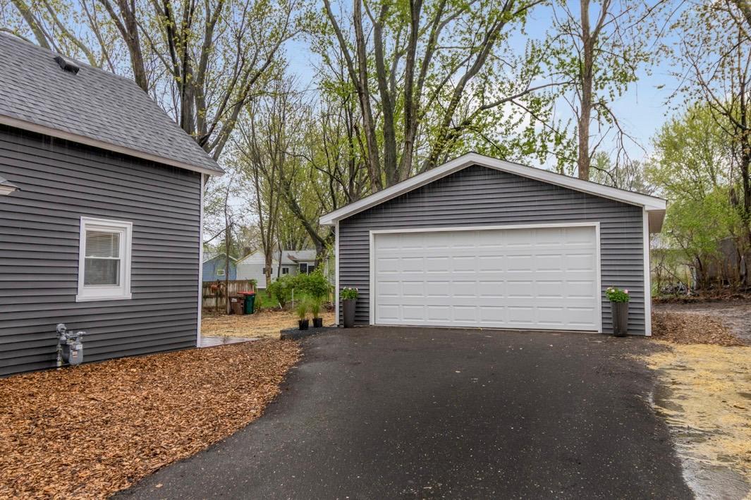 Brand new 2 car garage