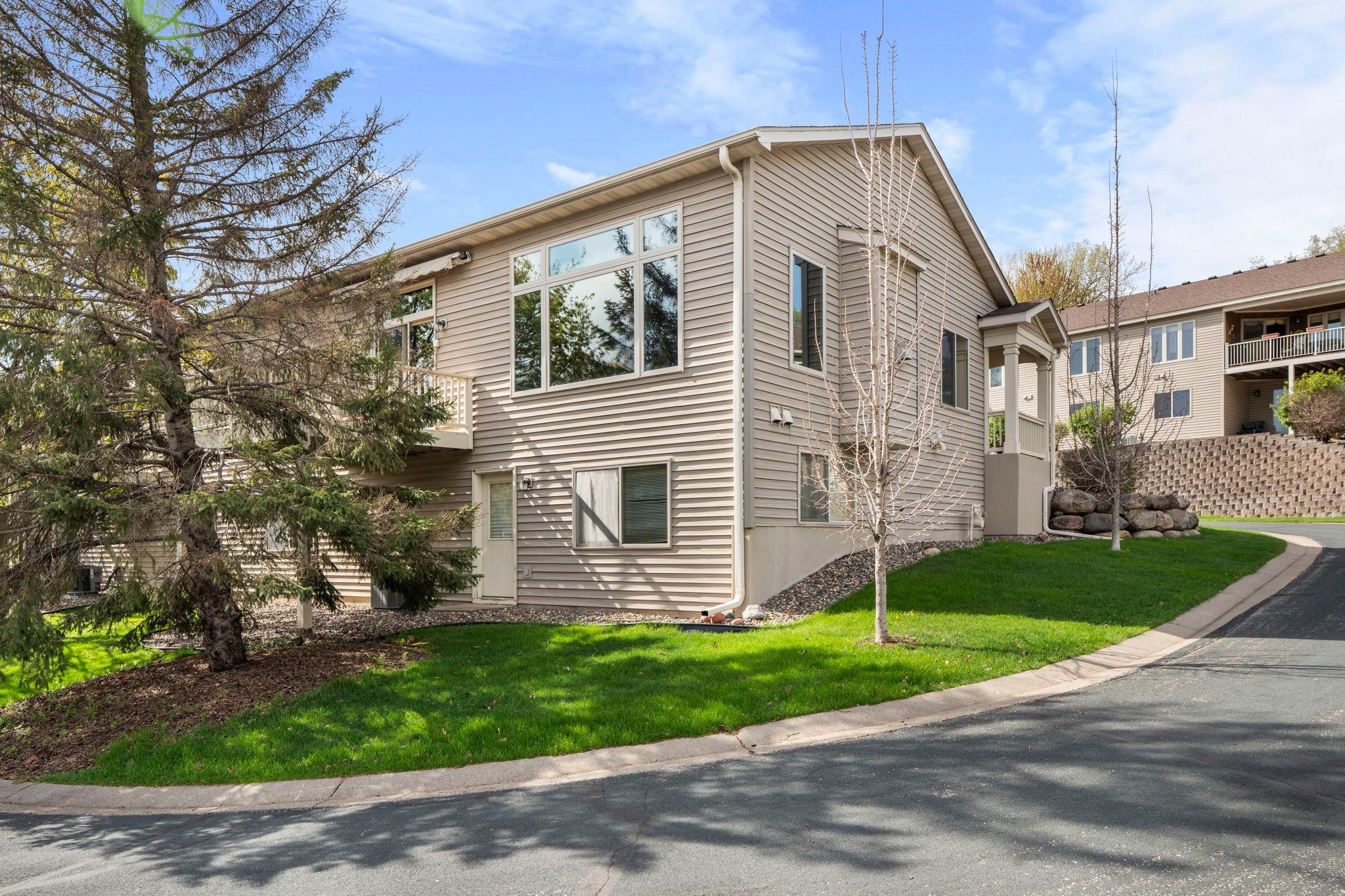 Corner lot, end unit.