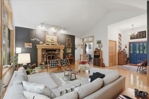 481 Sleepy Hollow Drive, Roberts, WI 54023