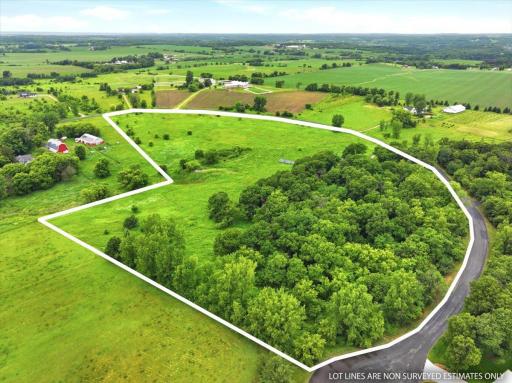 481 Sleepy Hollow Drive, Roberts, WI 54023