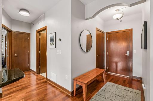 317 Groveland Avenue, 319, Minneapolis, MN 55403