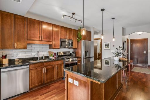 317 Groveland Avenue, 319, Minneapolis, MN 55403