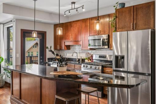 317 Groveland Avenue, 319, Minneapolis, MN 55403