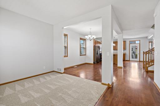 1788 Switchgrass Court, Shakopee, MN 55379
