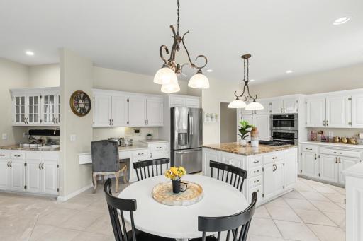 6459 Pinnacle Drive, Eden Prairie, MN 55346