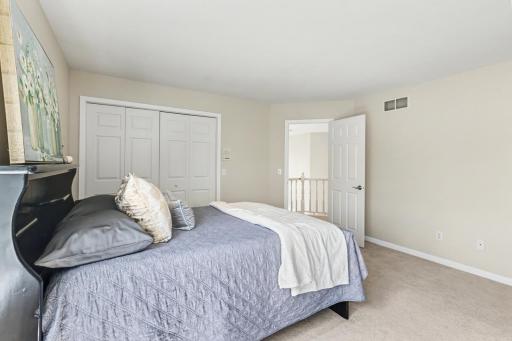 6459 Pinnacle Drive, Eden Prairie, MN 55346