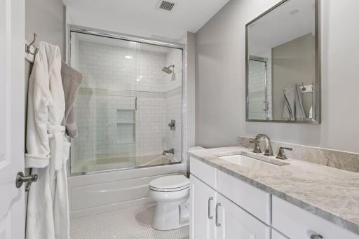 100 3rd Avenue S, 1102, Minneapolis, MN 55401