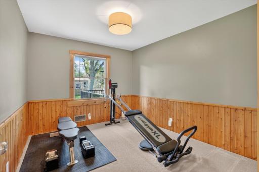 2046 Diffley Road, Saint Paul, MN 55122