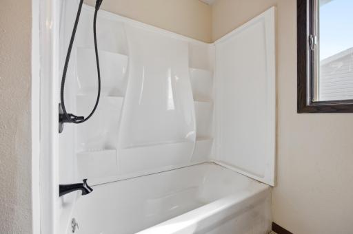 609 Lily Lane, Ada, MN 56510