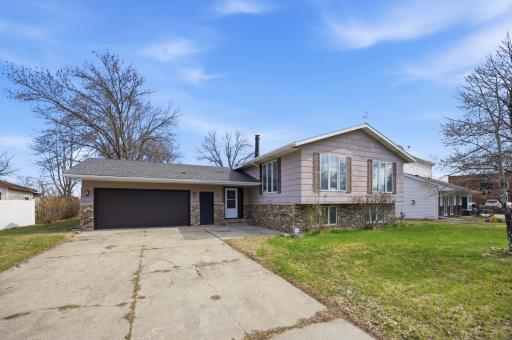 609 Lily Lane, Ada, MN 56510