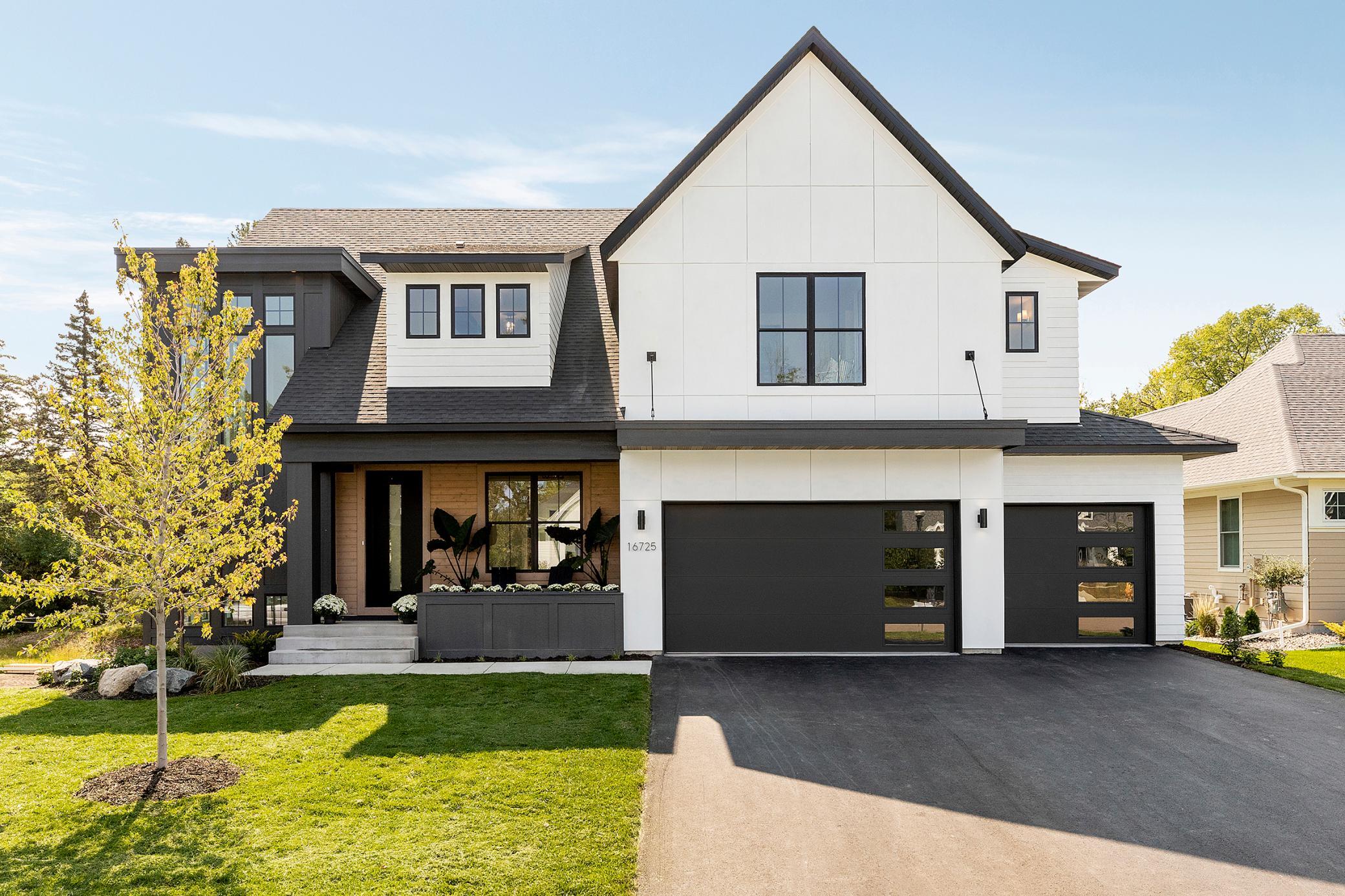 16725 42nd Pl N_002.jpg