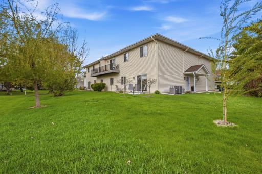 3295 Greenbrier Street, D105, Saint Paul, MN 55127