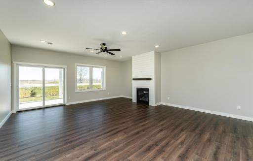 158 Sandstone Drive NW, Eyota, MN 55934
