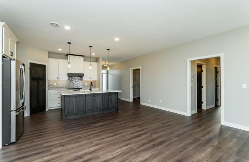 158 Sandstone Drive NW, Eyota, MN 55934