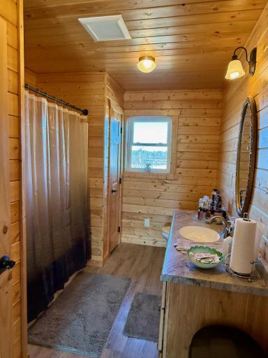 35504 Jackson Road, Askov, MN 55704