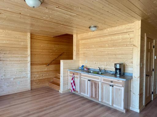 35504 Jackson Road, Askov, MN 55704