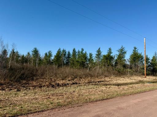 35504 Jackson Road, Askov, MN 55704
