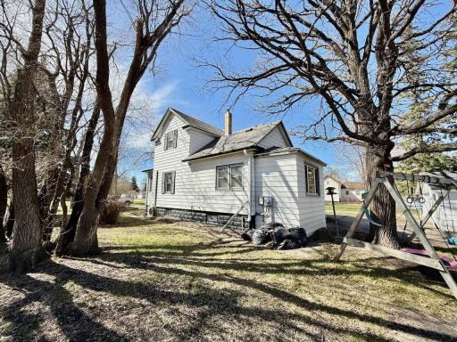 404 2nd Street S, Wahpeton, ND 58075