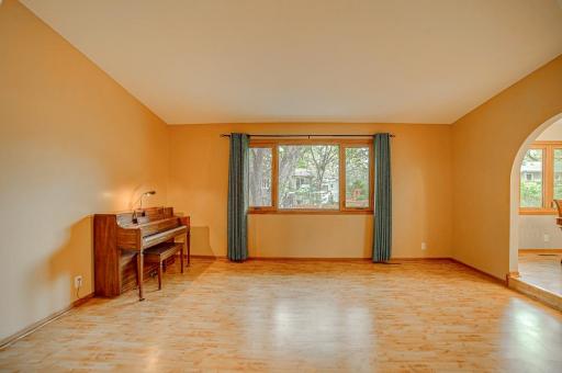 9721 Austin Street NE, Circle Pines, MN 55014