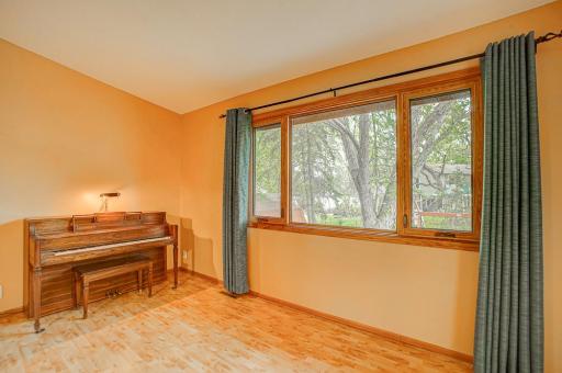 9721 Austin Street NE, Circle Pines, MN 55014