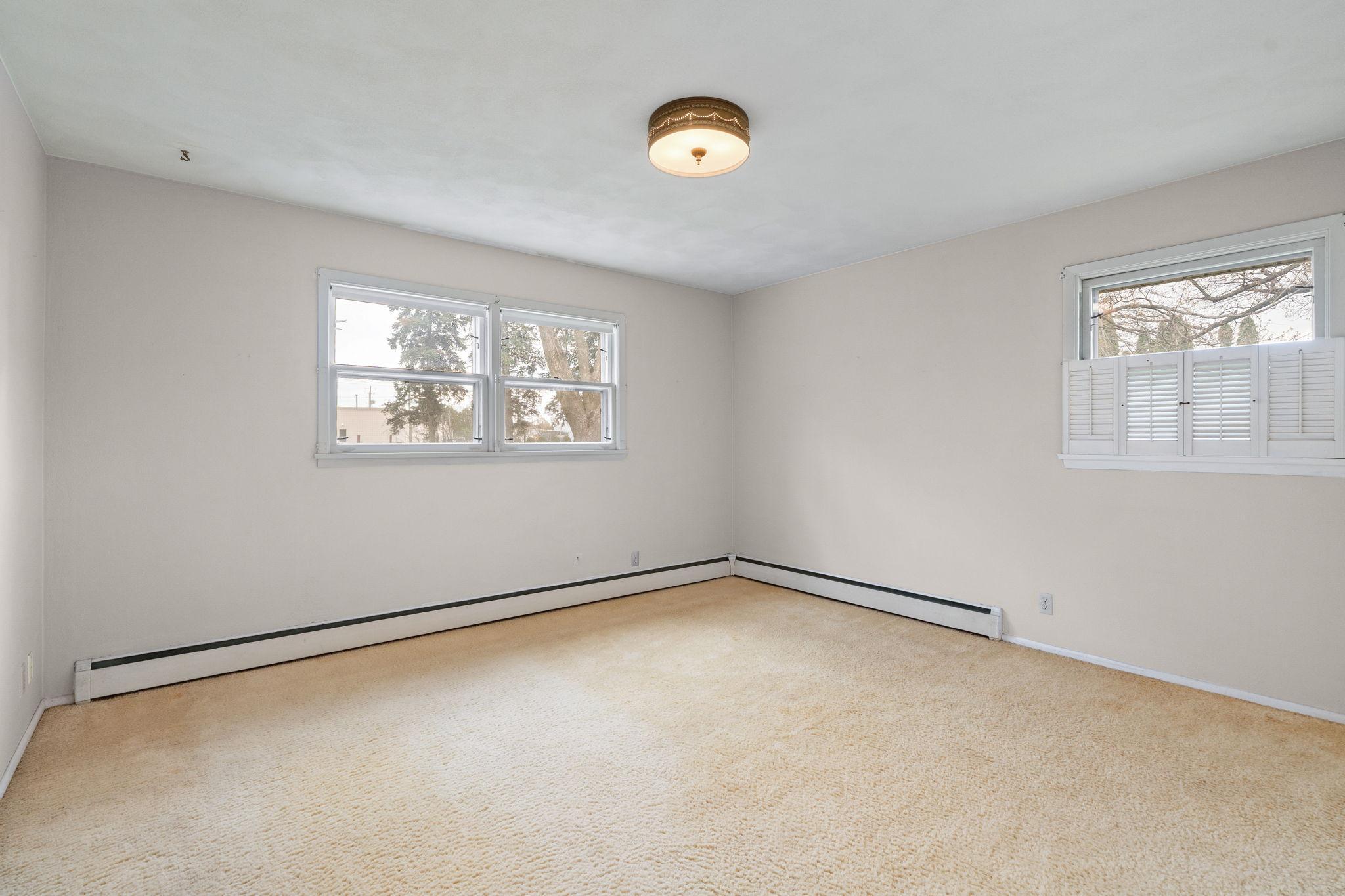 42-web-or-mls-2115-linn-dr.jpg