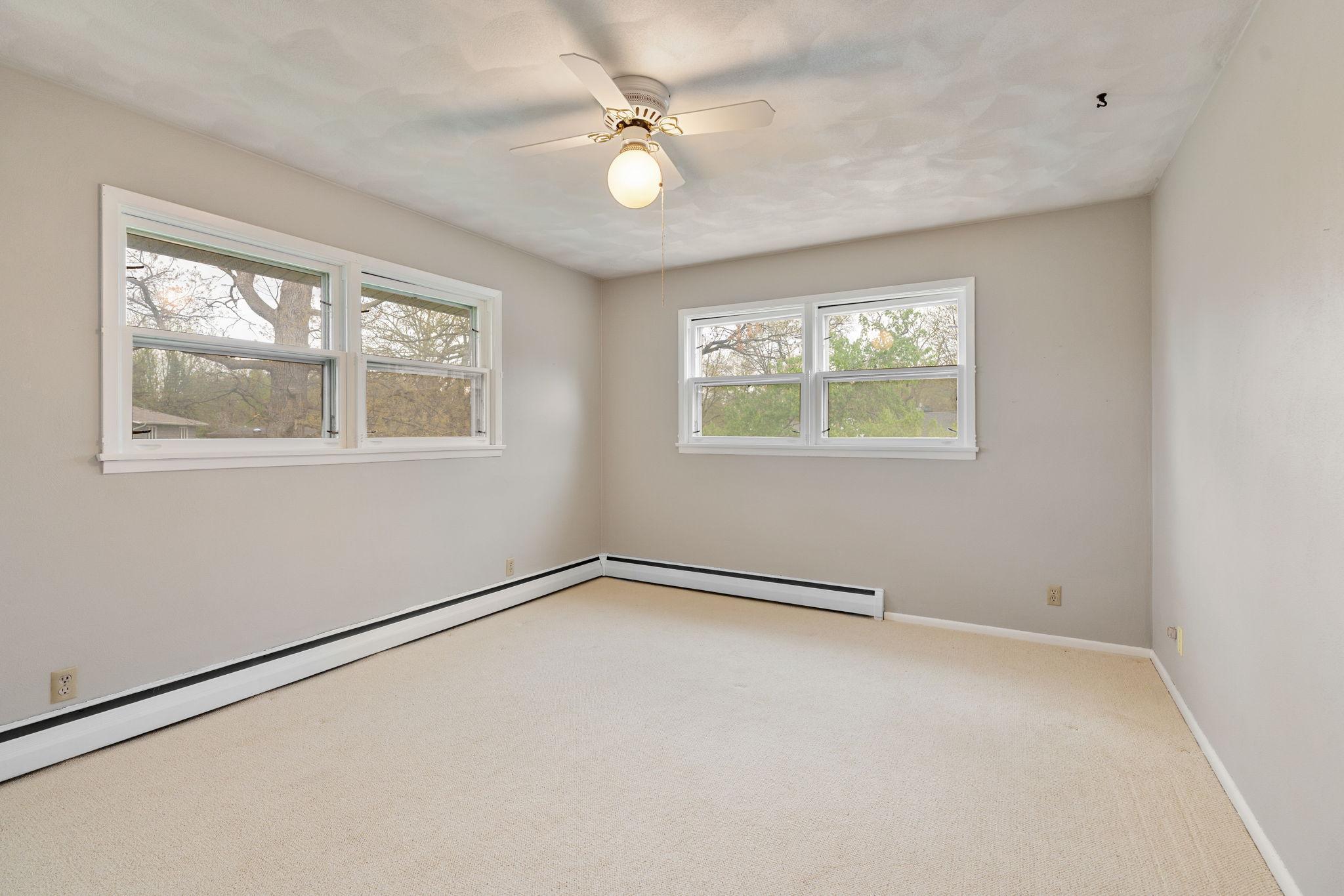39-web-or-mls-2115-linn-dr.jpg