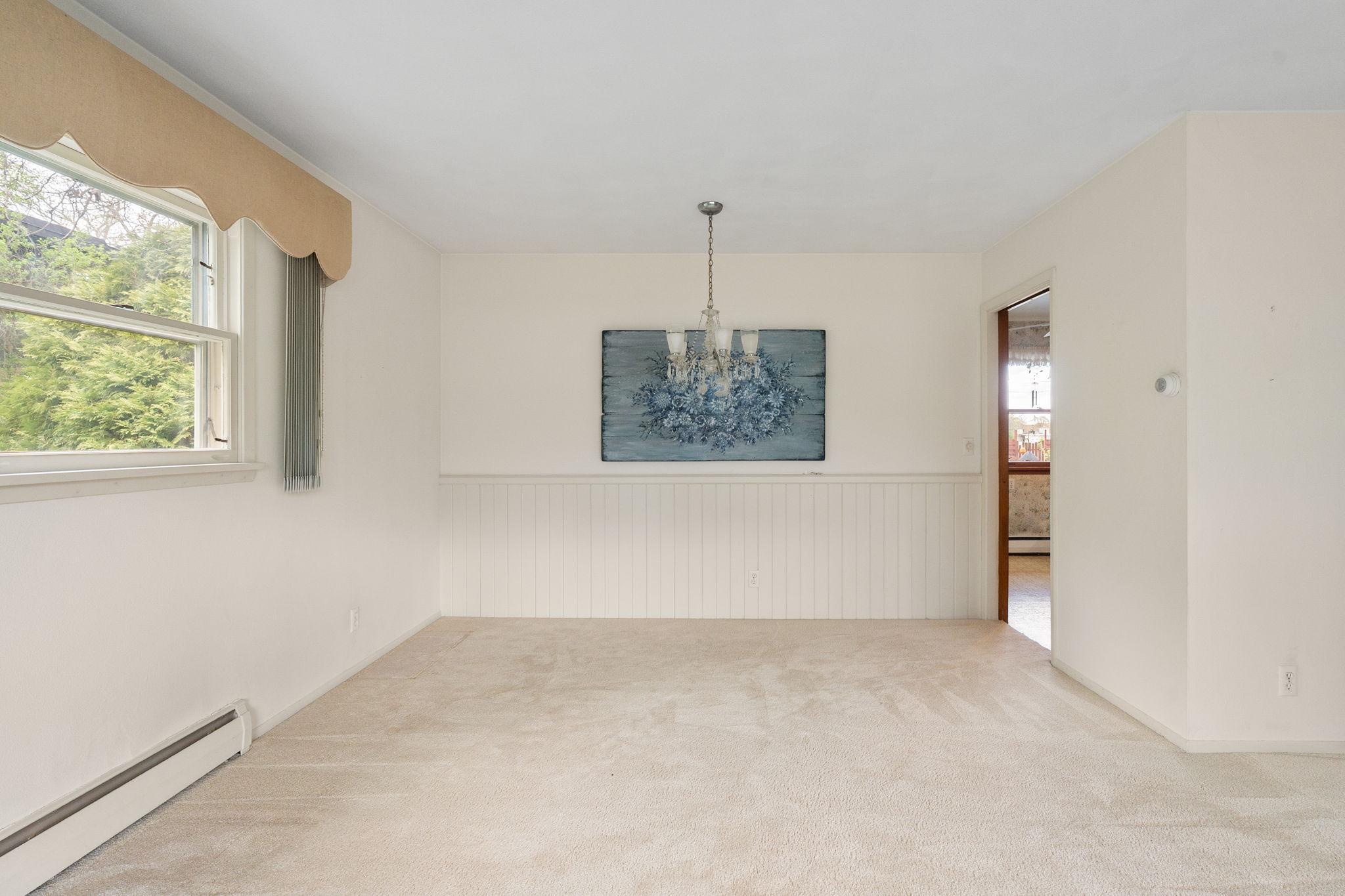 22-web-or-mls-2115-linn-dr.jpg