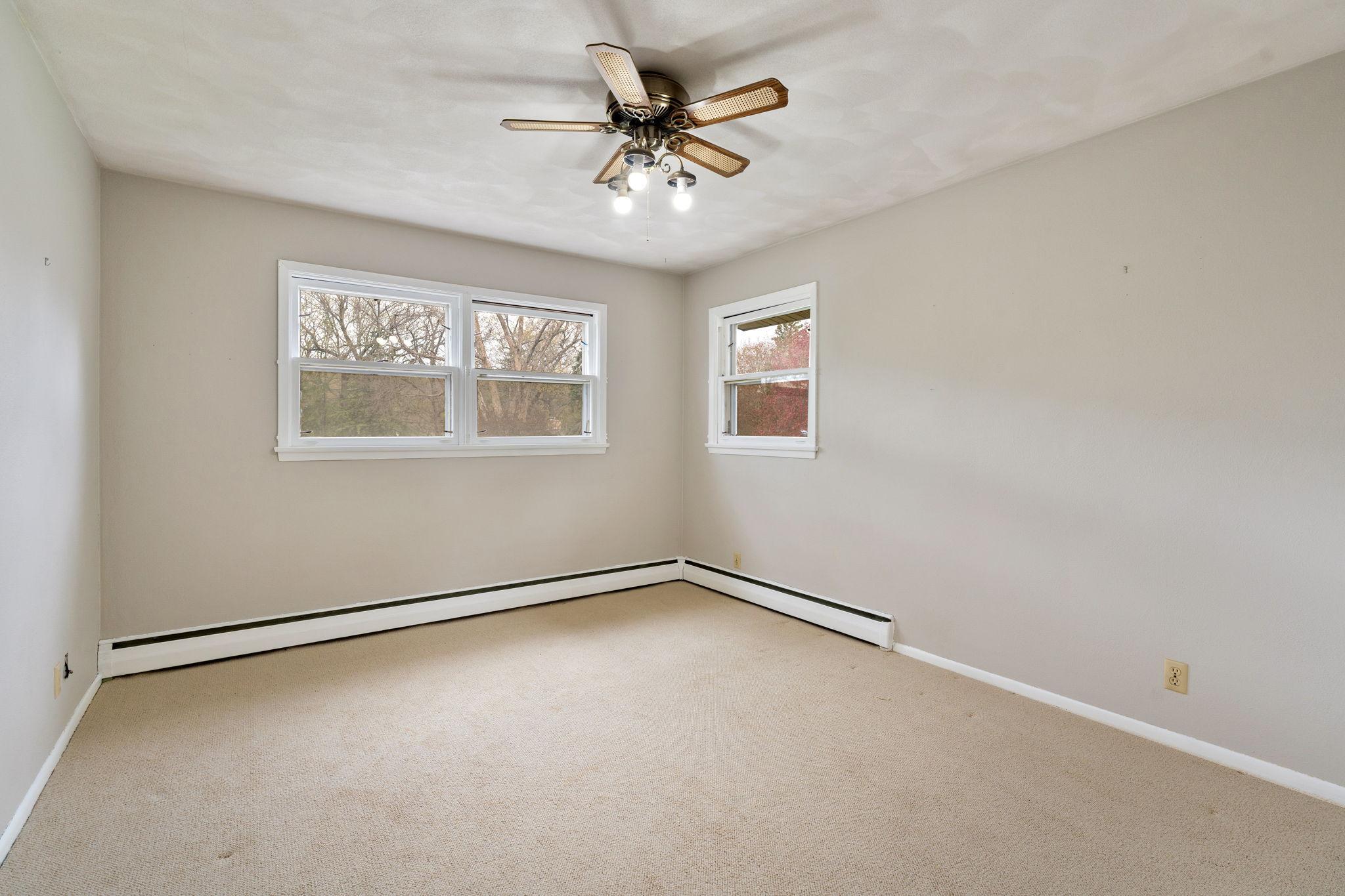 36-web-or-mls-2115-linn-dr.jpg