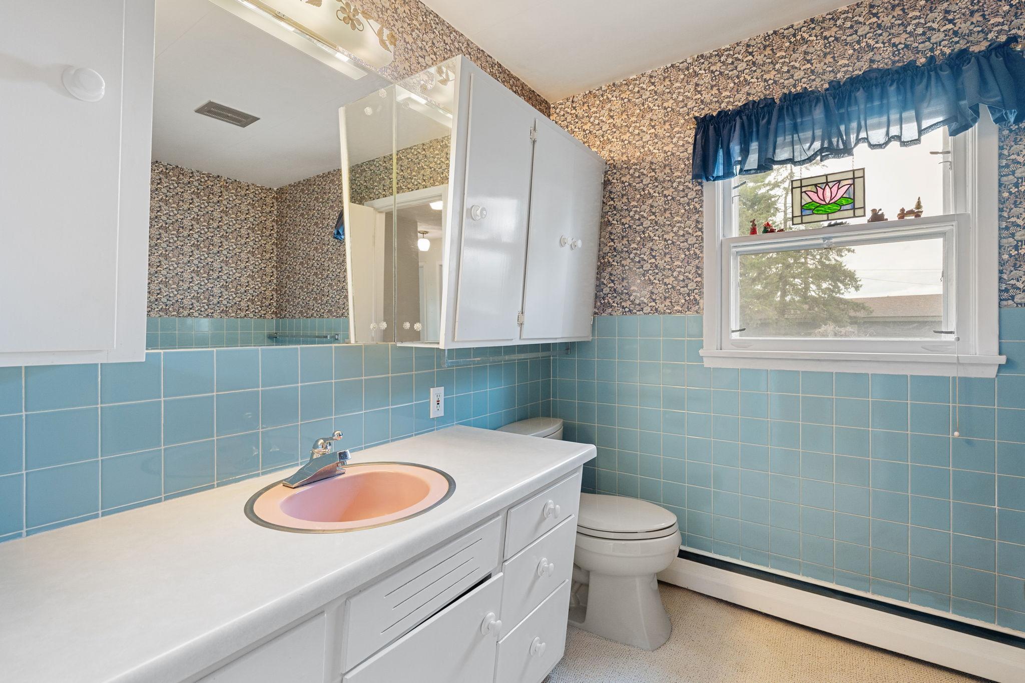 34-web-or-mls-2115-linn-dr.jpg