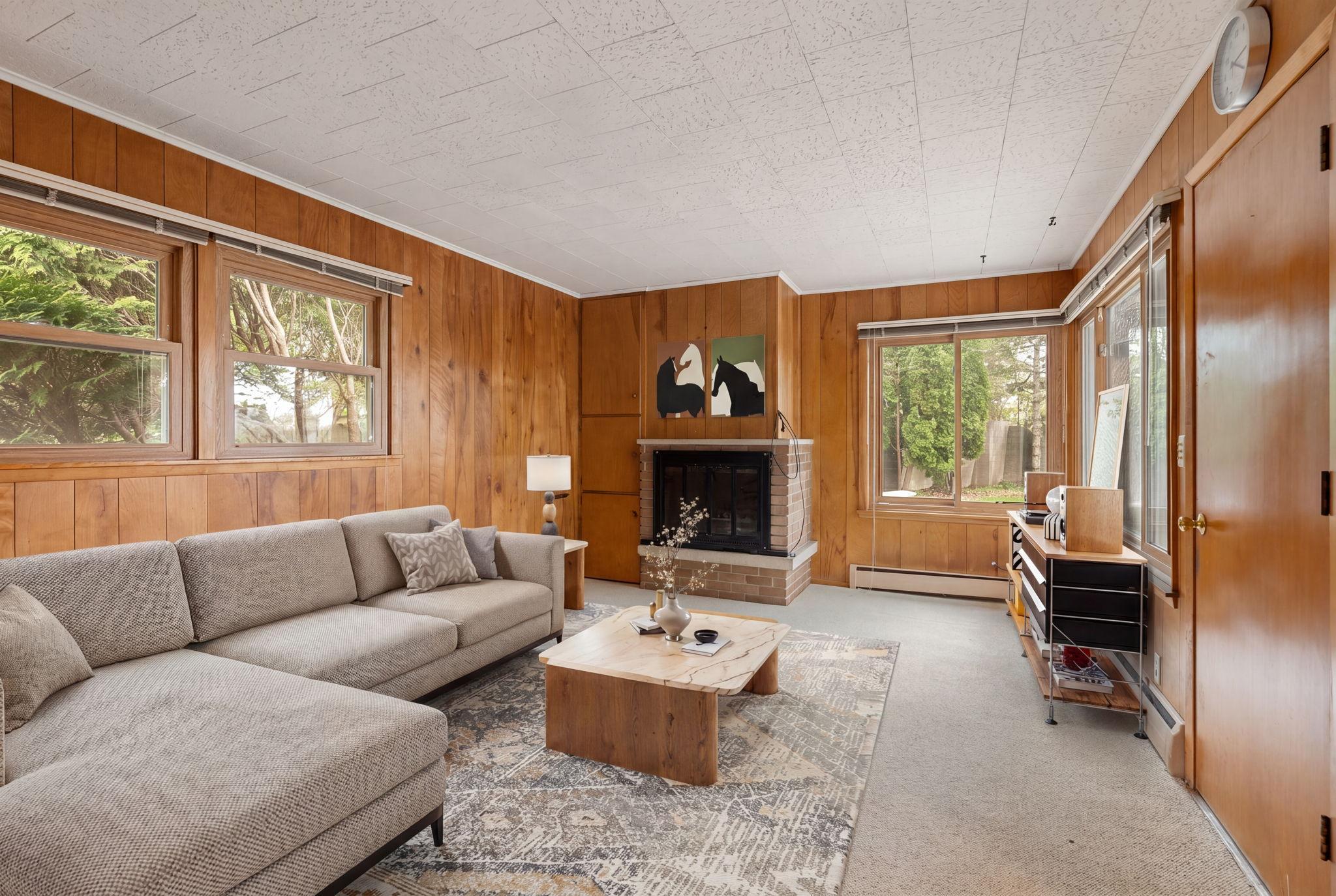 32-web-or-mls-2115-linn-dr.jpg