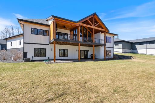 3960 Peyton Lane, Duluth, MN 55811