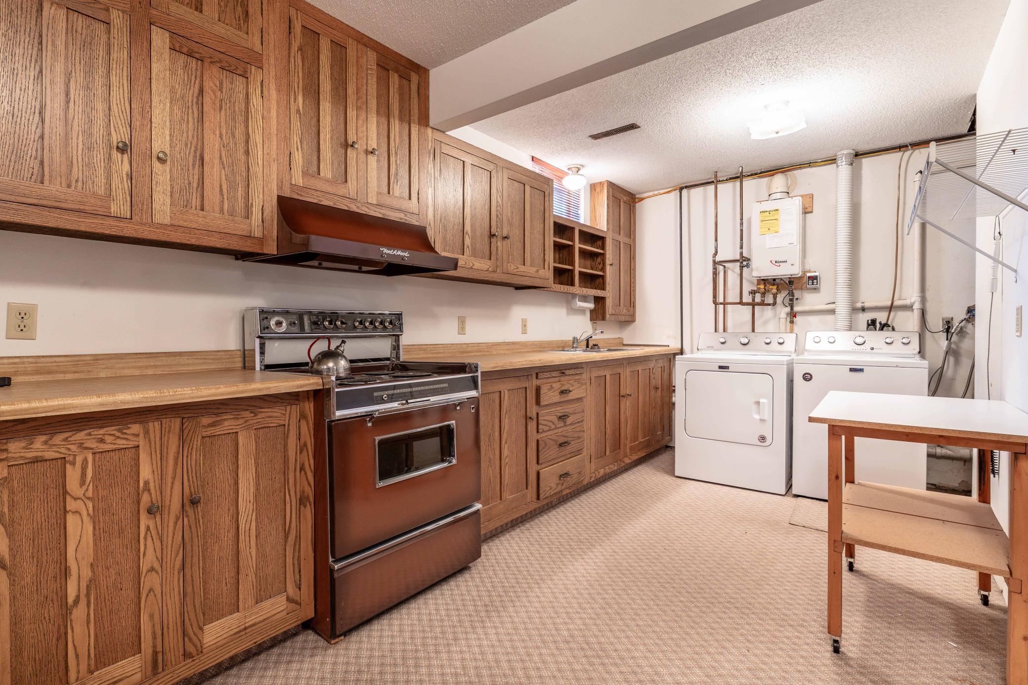 Lower Level Kitchen/Laundry Room
