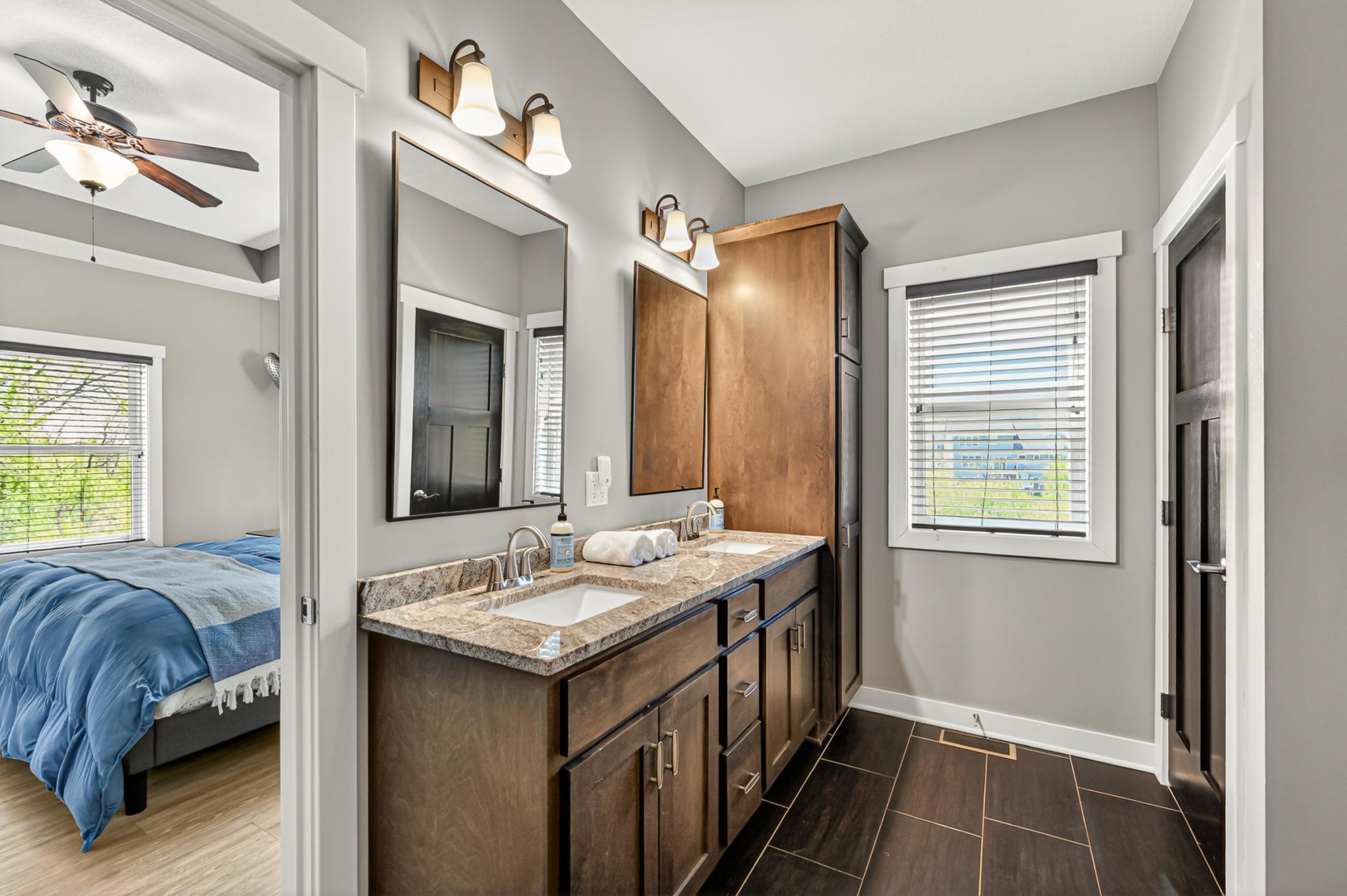 Double Sinks