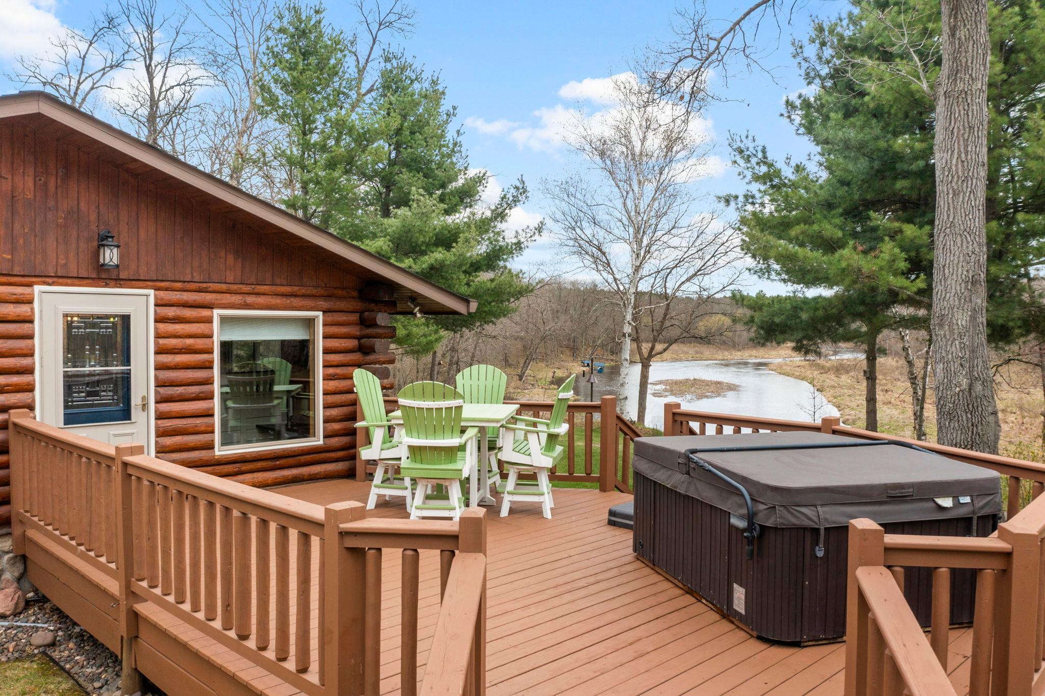 Beaurtiful views of the river from the hot tub